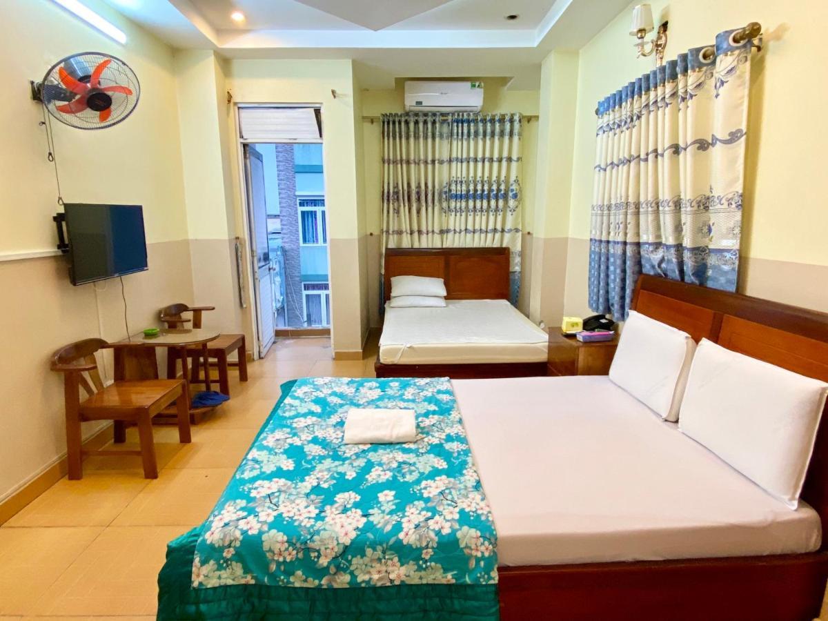 Ngoc Trinh Hotel Хошимин Экстерьер фото