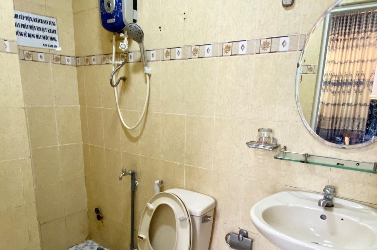 Ngoc Trinh Hotel Хошимин Экстерьер фото
