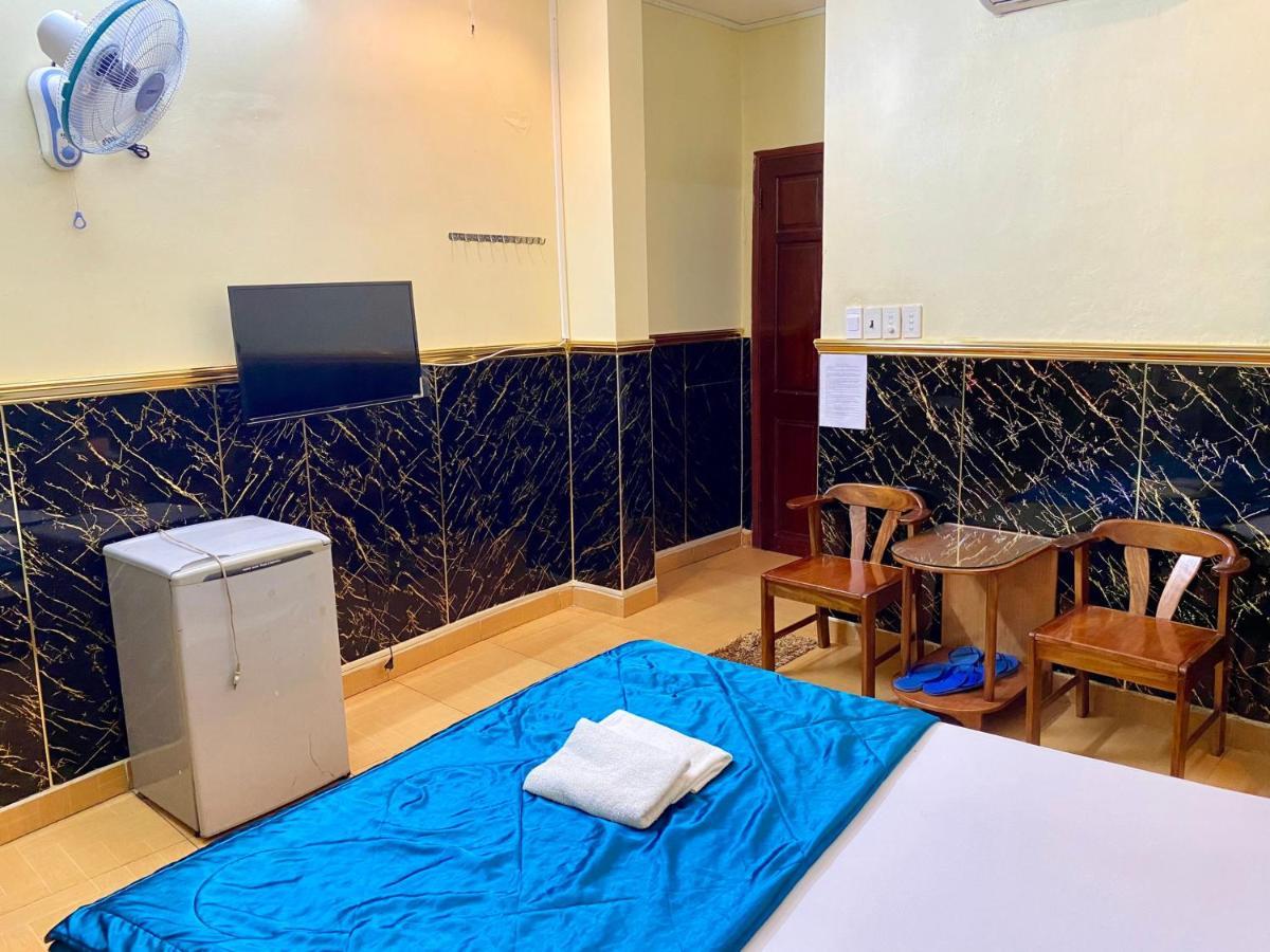 Ngoc Trinh Hotel Хошимин Экстерьер фото