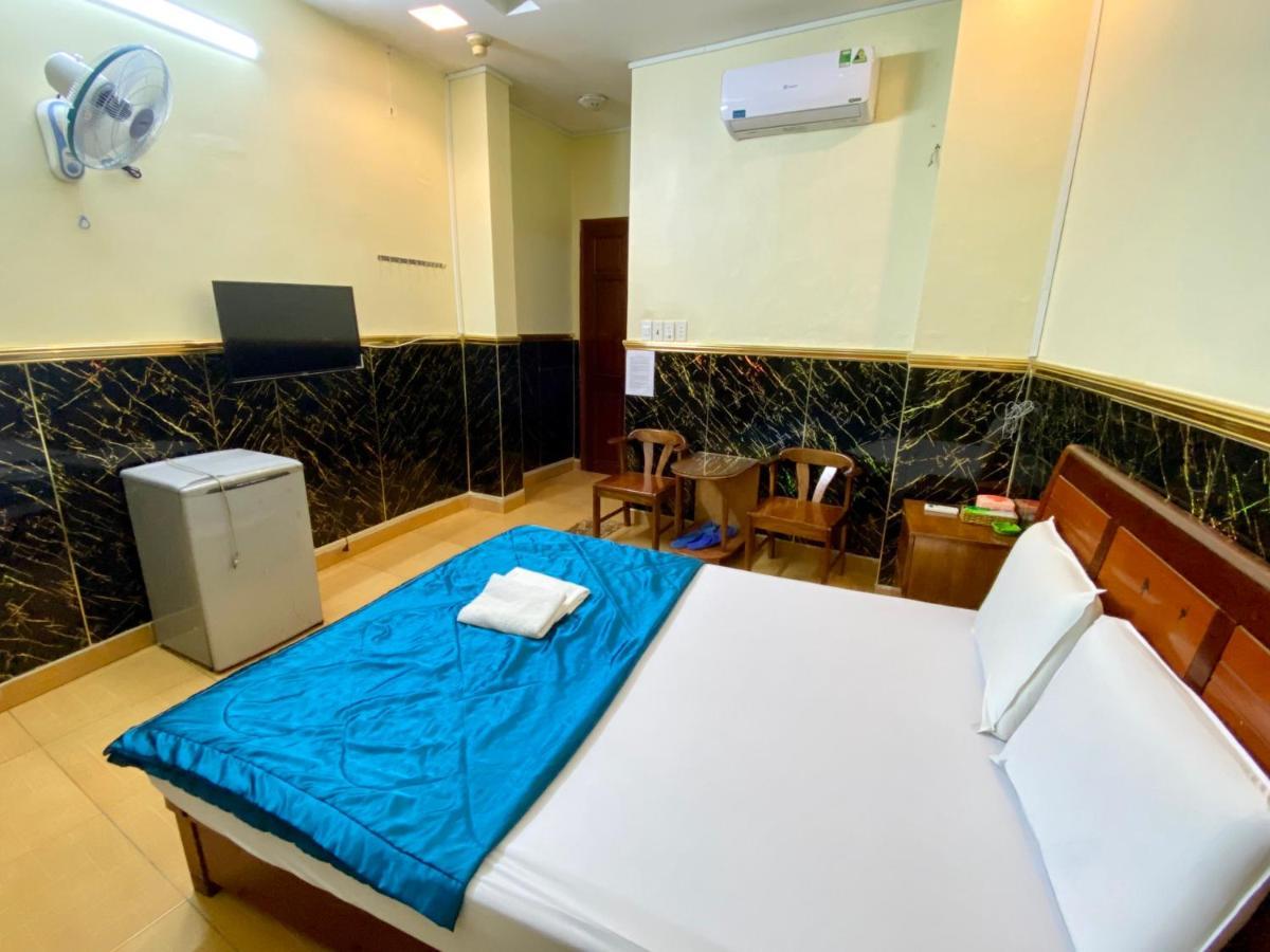 Ngoc Trinh Hotel Хошимин Экстерьер фото