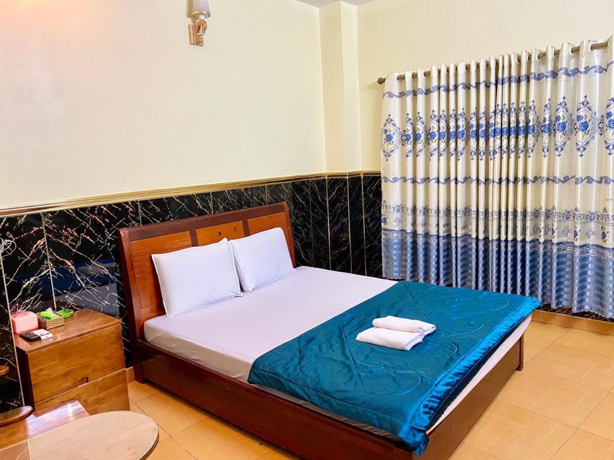 Ngoc Trinh Hotel Хошимин Экстерьер фото