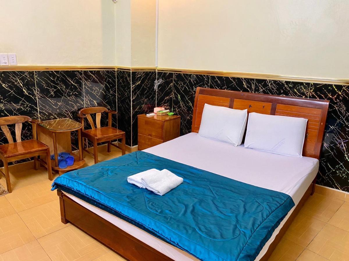 Ngoc Trinh Hotel Хошимин Экстерьер фото