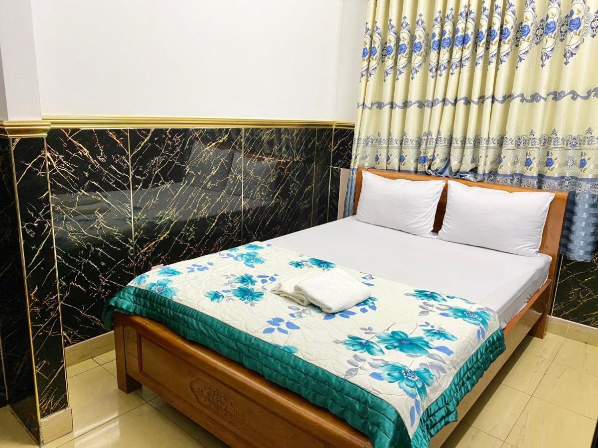 Ngoc Trinh Hotel Хошимин Экстерьер фото
