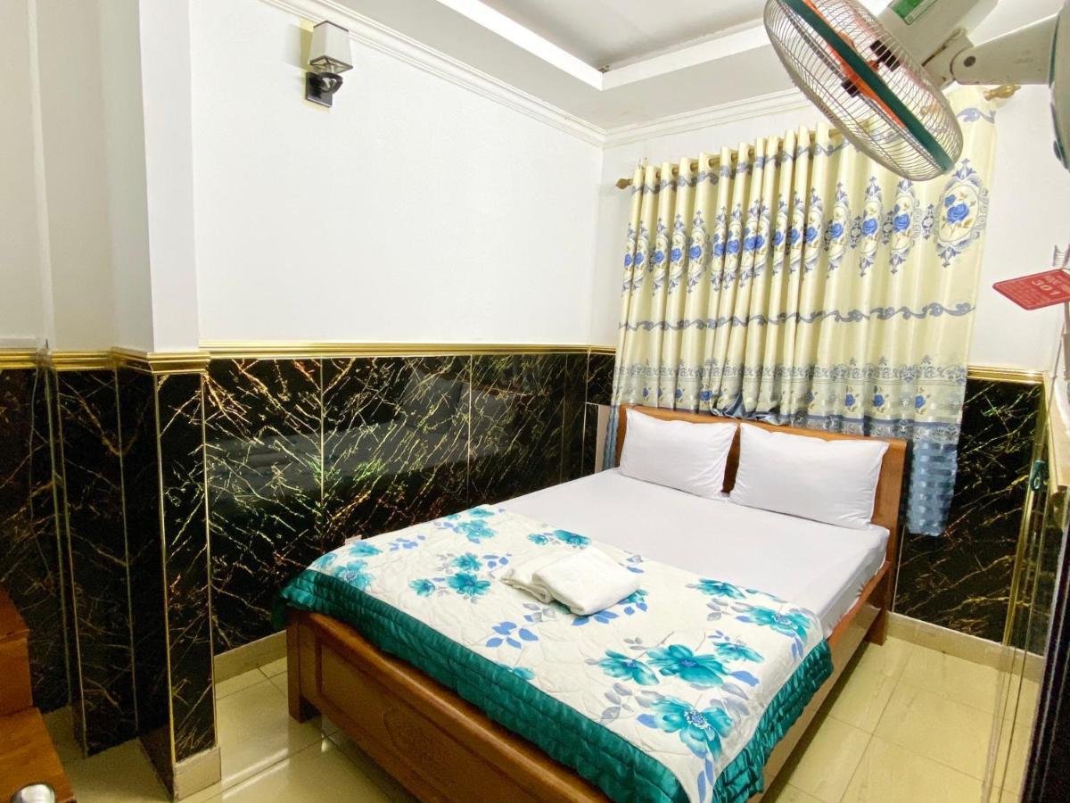 Ngoc Trinh Hotel Хошимин Экстерьер фото