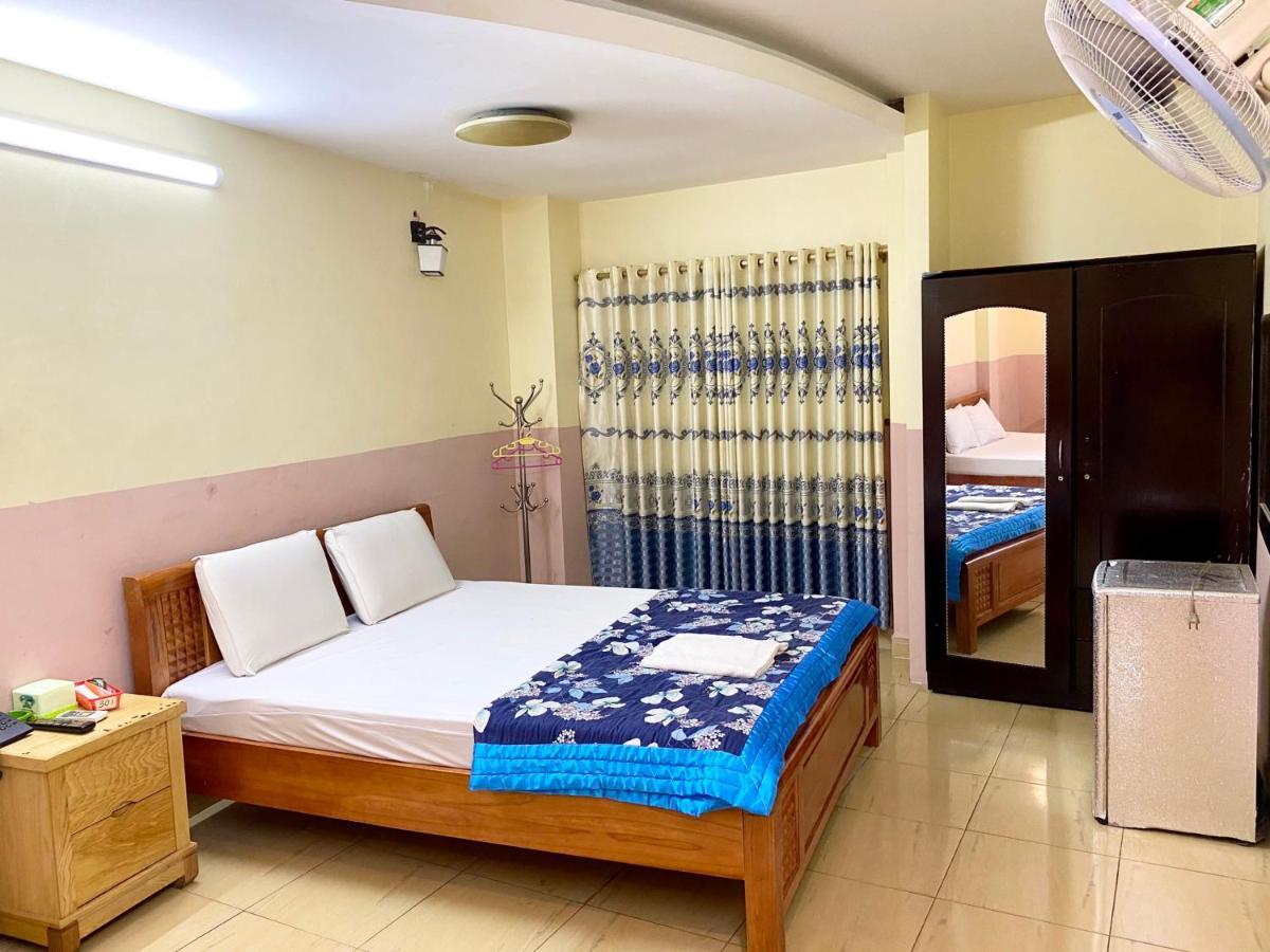 Ngoc Trinh Hotel Хошимин Экстерьер фото